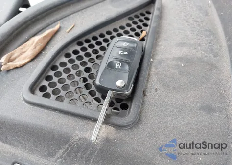 2015 Volkswagen Passat 1.8T Limited Edition from USA, damaged, VIN 1VWAT7A35FC100256